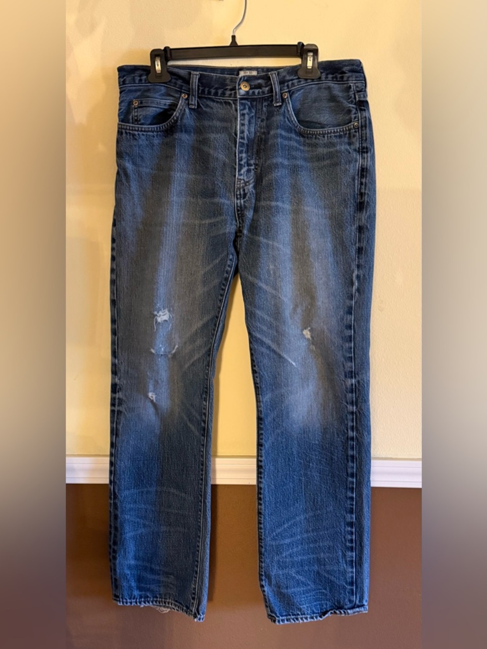 J CREW Classic Dark Blue Men's Jeans - Distressed Straight Fit.